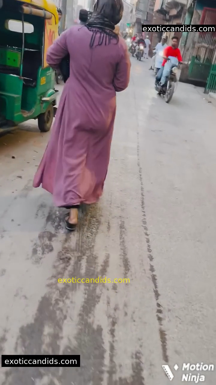 Indian Hijabis Candid Ass Pack 1 - Image 3