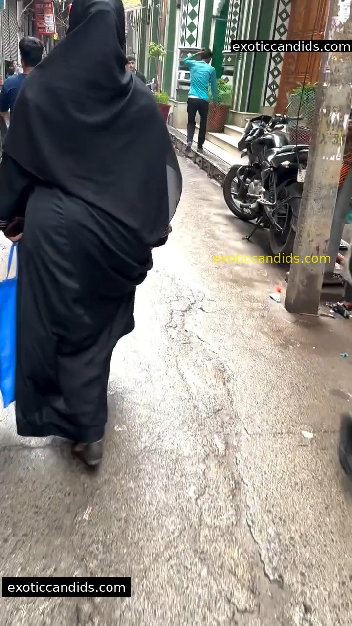 Indian Hijabis Candid Ass Pack 1 - Image 9