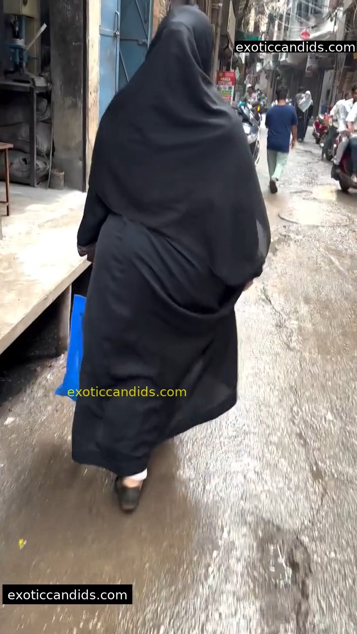 Indian Hijabis Candid Ass Pack 1 - Image 7